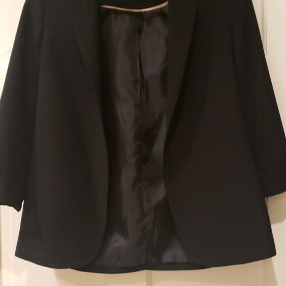 Blazor Jacket - Picture 5 of 6